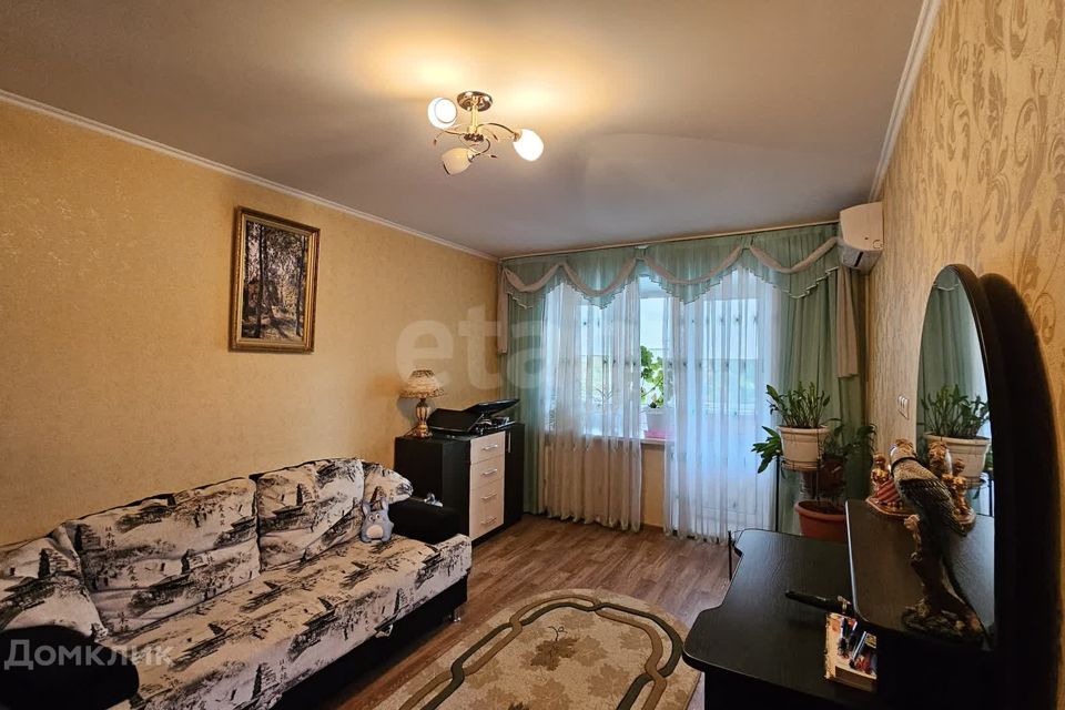 Продаётся 3-комнатная квартира, 62.1 м²