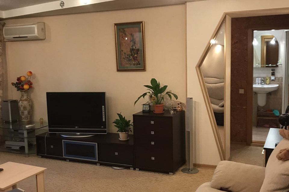 Сдаётся 3-комнатная квартира, 72 м²