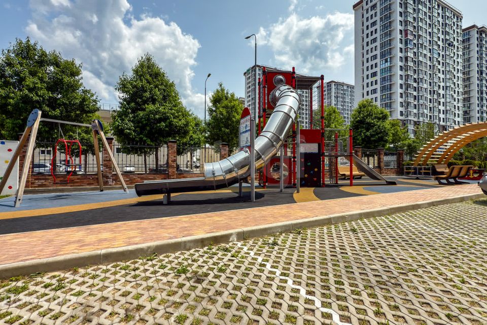 Продаётся 1-комнатная квартира, 46.5 м²