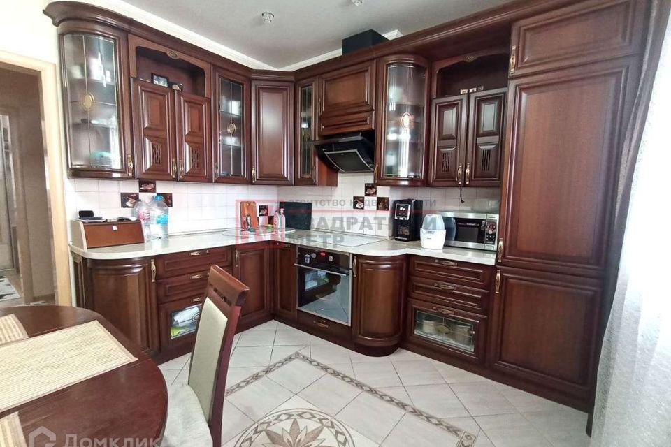 Продаётся 3-комнатная квартира, 83.3 м²