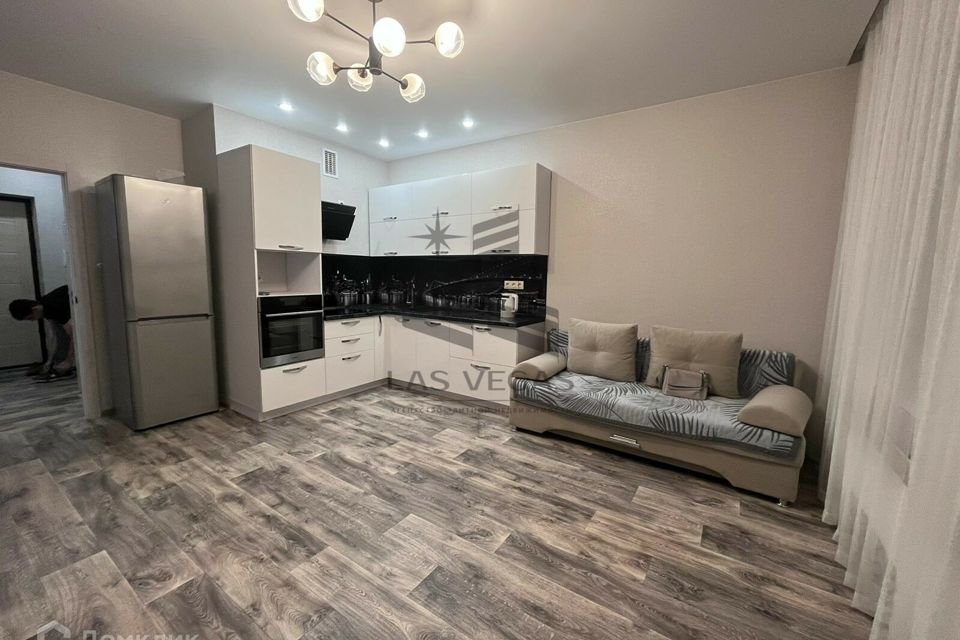 Сдаётся 2-комнатная квартира, 55 м²