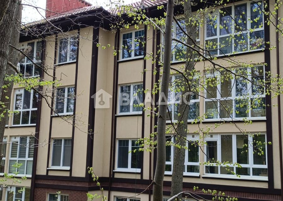 Продаётся 1-комнатная квартира, 39.7 м²