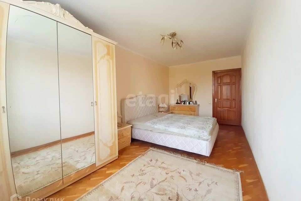 Продаётся 3-комнатная квартира, 70 м²