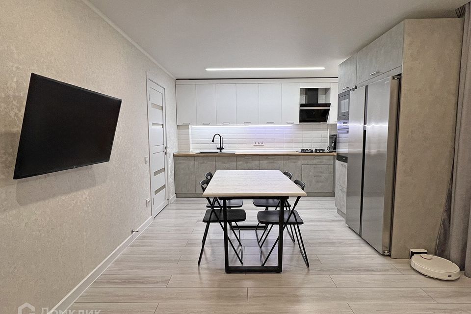 Продаётся 3-комнатная квартира, 72 м²