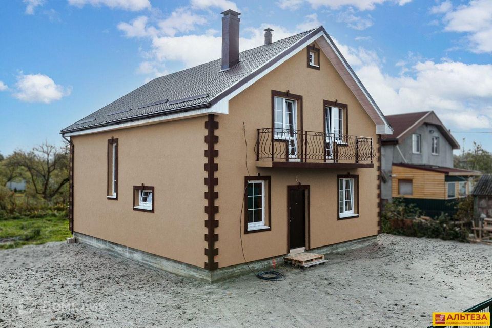 Продаётся 2-этажный дом, 160 м²
