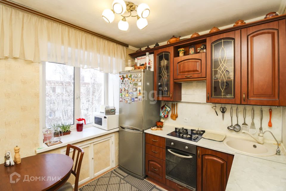 Продаётся 3-комнатная квартира, 54.6 м²