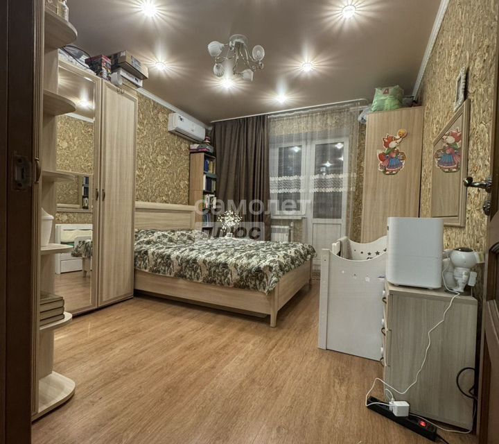 Продаётся 2-комнатная квартира, 65 м²