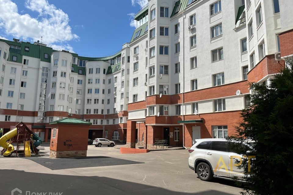 Продаётся 3-комнатная квартира, 102.9 м²