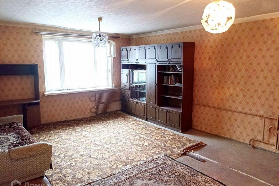 Продаётся 1-комнатная квартира, 41.7 м²