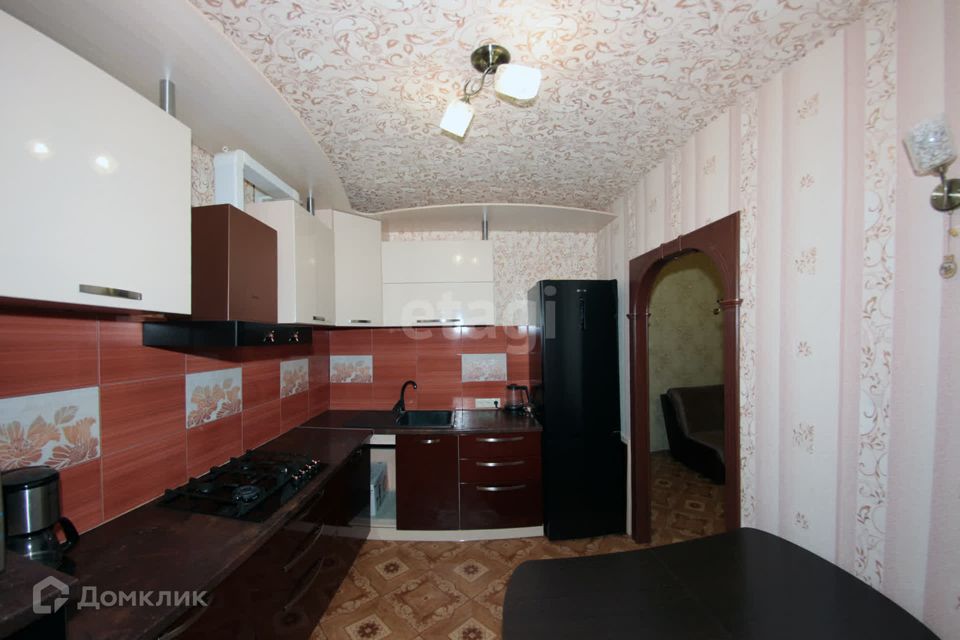 Продаётся 2-комнатная квартира, 65 м²