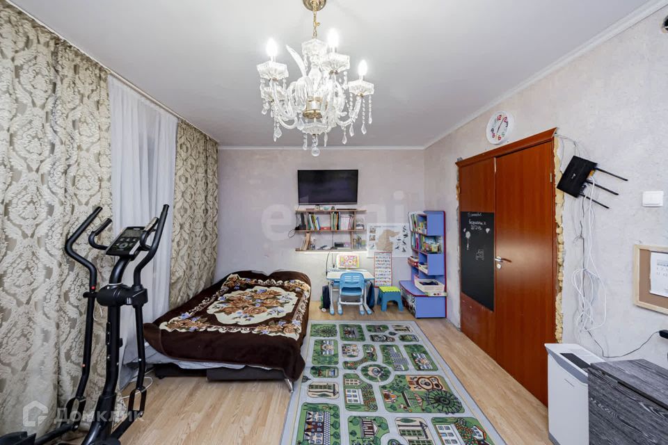 Продаётся 5-комнатная квартира, 87.1 м²
