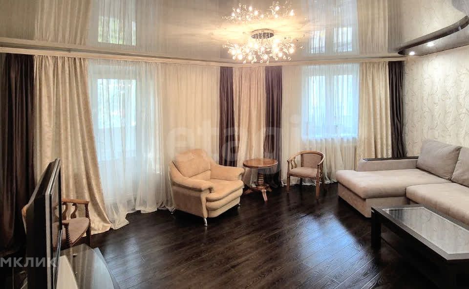 Продаётся 2-комнатная квартира, 67.2 м²