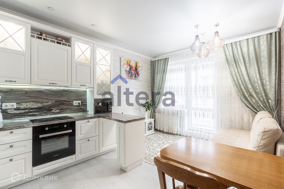 Продаётся 3-комнатная квартира, 63.5 м²