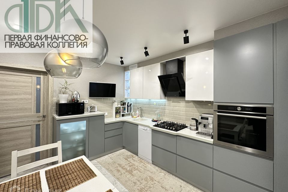 Продаётся 3-комнатная квартира, 90 м²