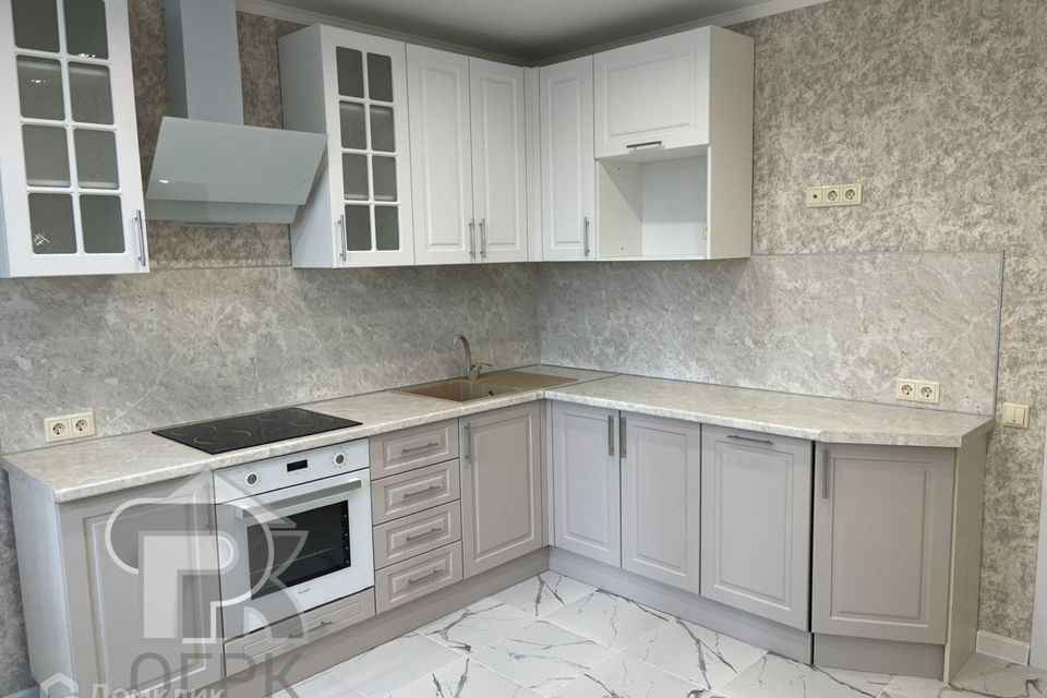 Продаётся 2-комнатная квартира, 61.8 м²