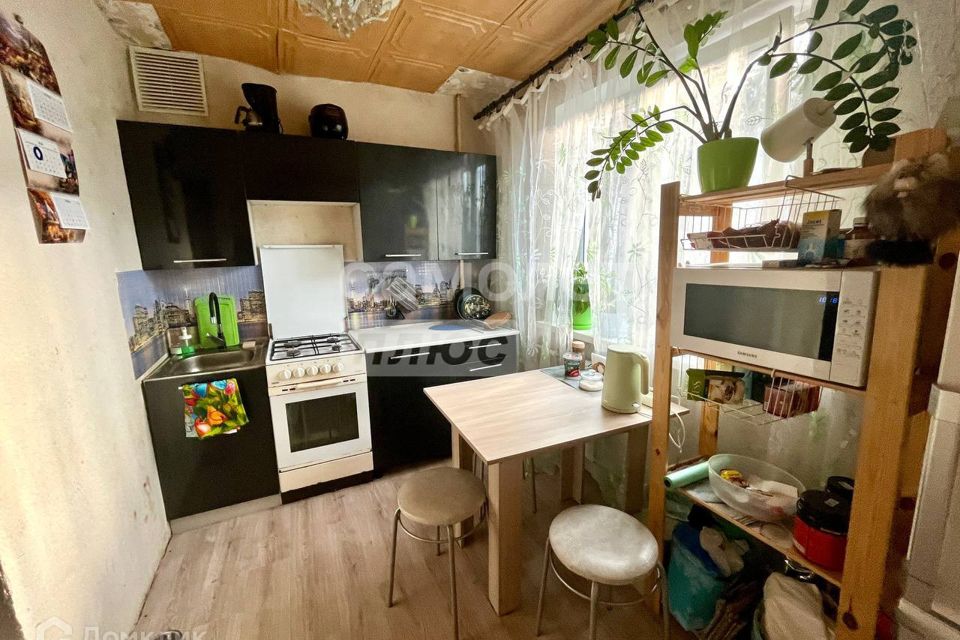 Продаётся 3-комнатная квартира, 58.8 м²
