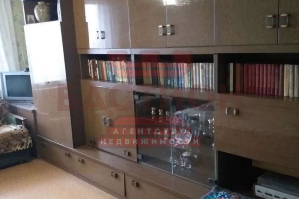 Продаётся 4-комнатная квартира, 85 м²