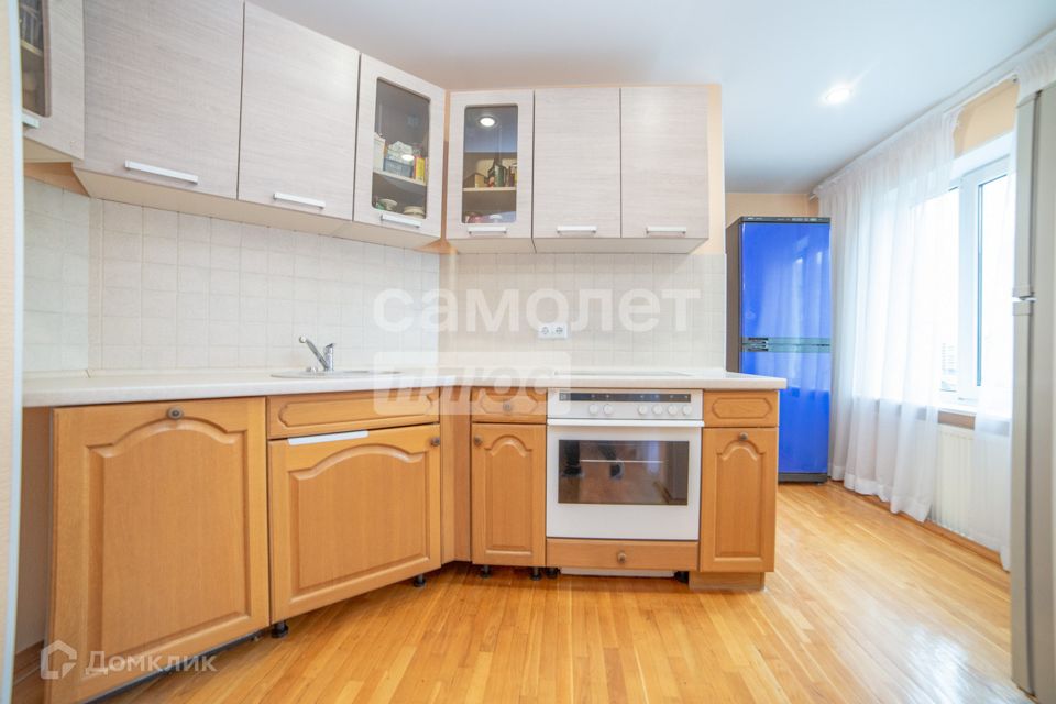 Продаётся 2-комнатная квартира, 64.3 м²