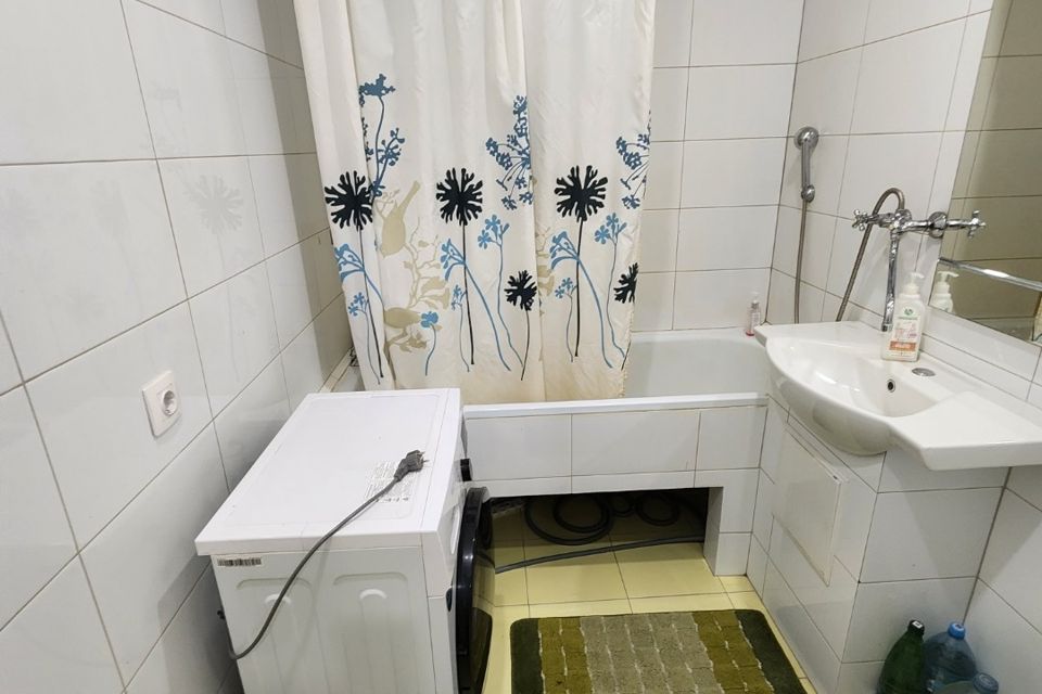 Сдаётся 1-комнатная квартира, 40 м²