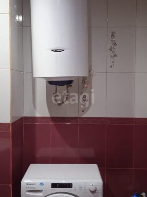 Продаётся 1-комнатная квартира, 42 м²