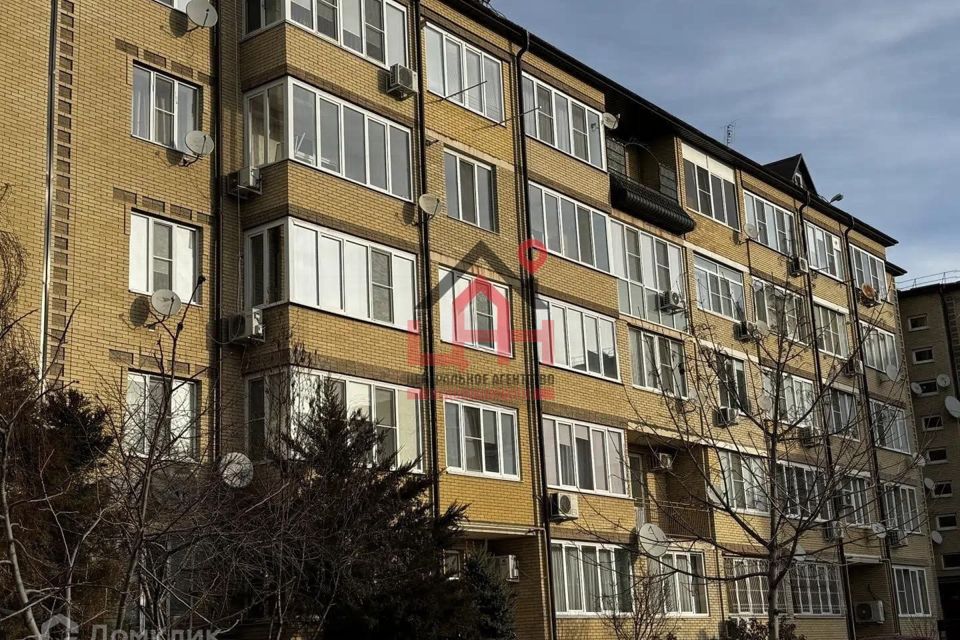 Продаётся 2-комнатная квартира, 72.2 м²