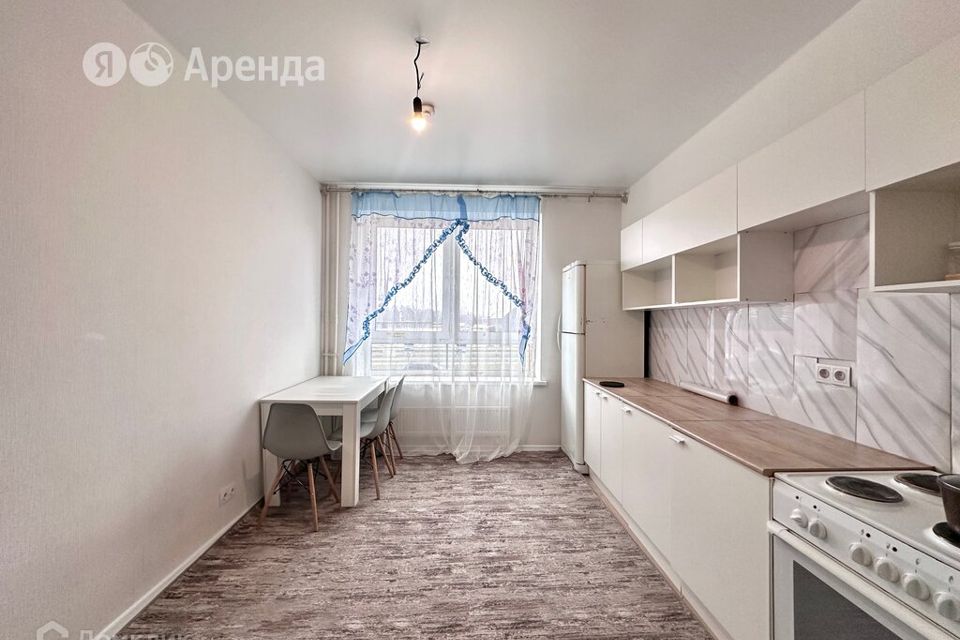 Сдаётся 2-комнатная квартира, 56 м²