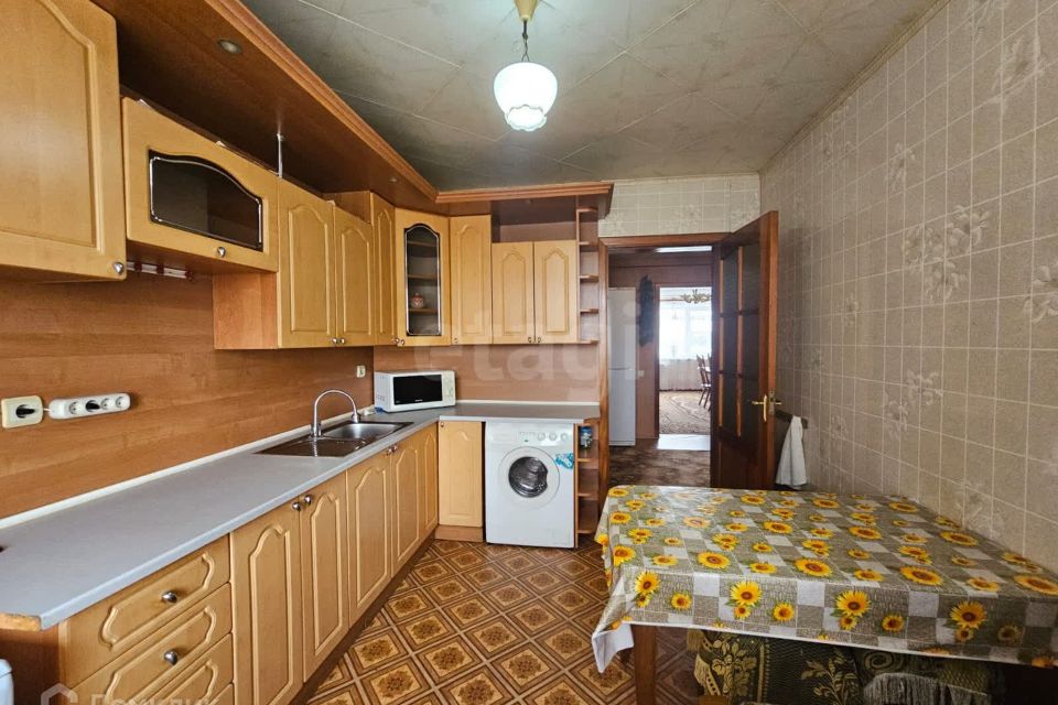 Продаётся 2-комнатная квартира, 65.7 м²