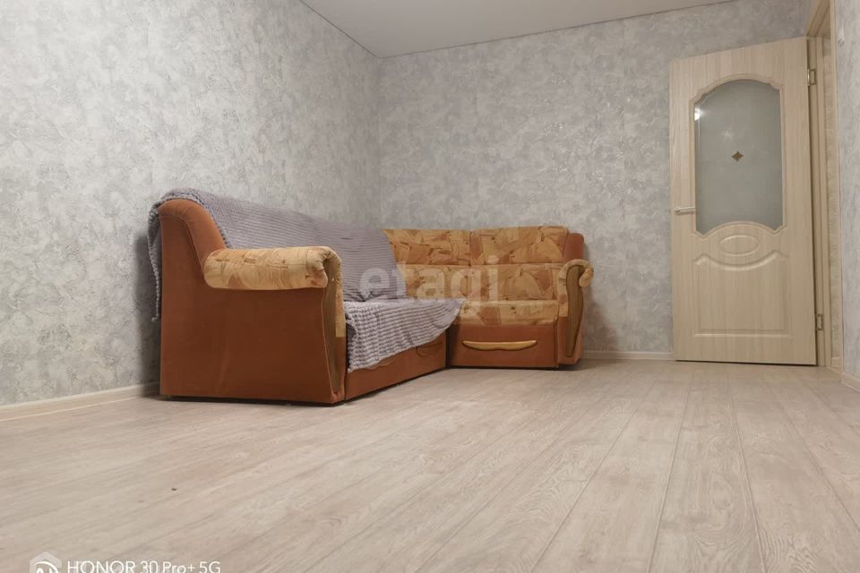 Продаётся 2-комнатная квартира, 43.8 м²