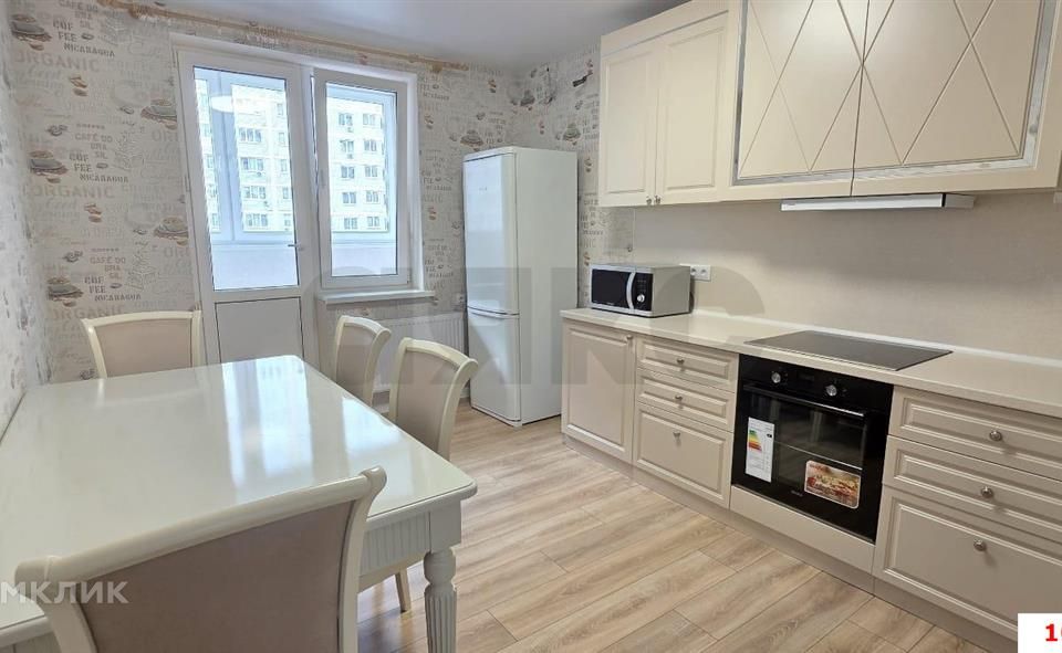 Продаётся 2-комнатная квартира, 56.2 м²