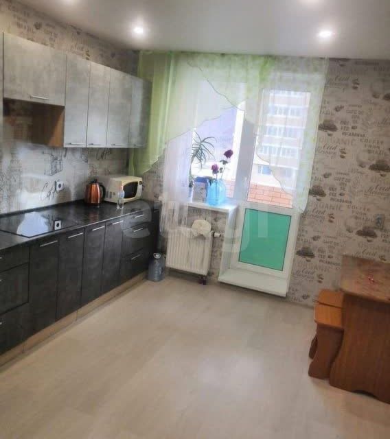 Сдаётся 2-комнатная квартира, 60 м²