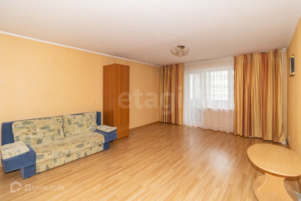 Продаётся 2-комнатная квартира, 76.5 м²