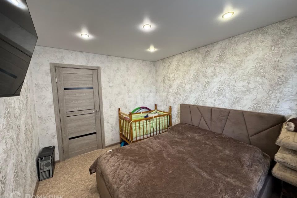 Продаётся 4-комнатная квартира, 60 м²