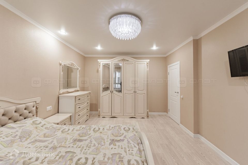 Продаётся 4-комнатная квартира, 102.3 м²