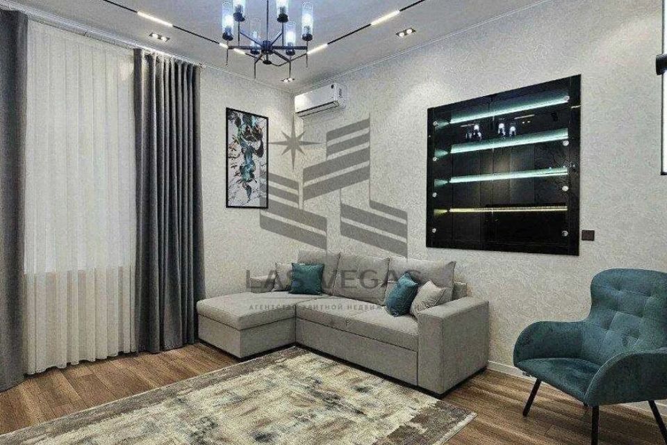 Сдаётся 2-комнатная квартира, 78 м²