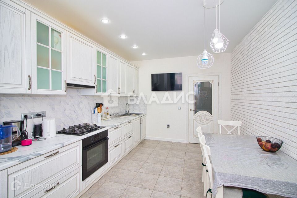 Продаётся 2-комнатная квартира, 64 м²