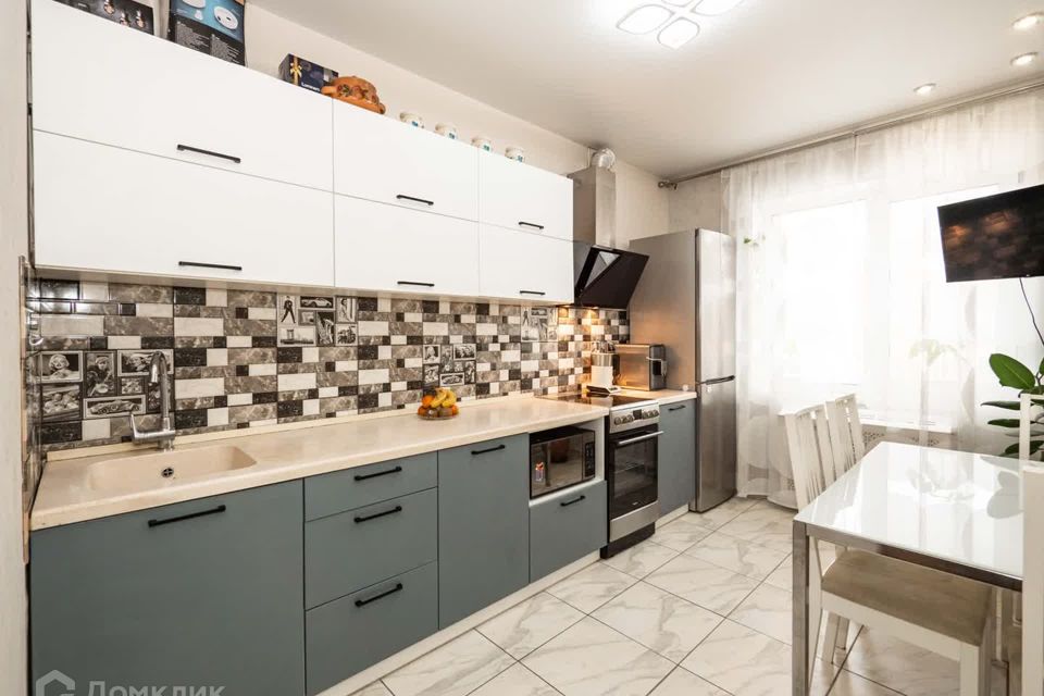 Продаётся 2-комнатная квартира, 61.4 м²