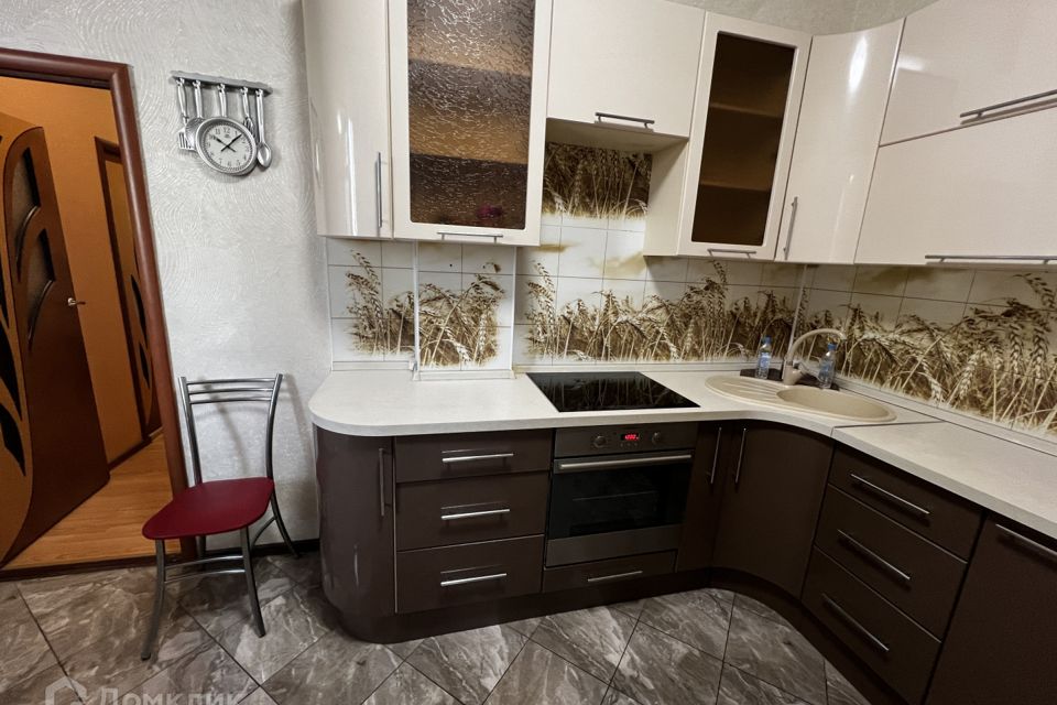 Продаётся 2-комнатная квартира, 58 м²