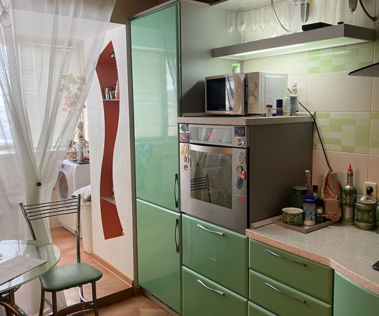Продаётся 2-комнатная квартира, 69.7 м²