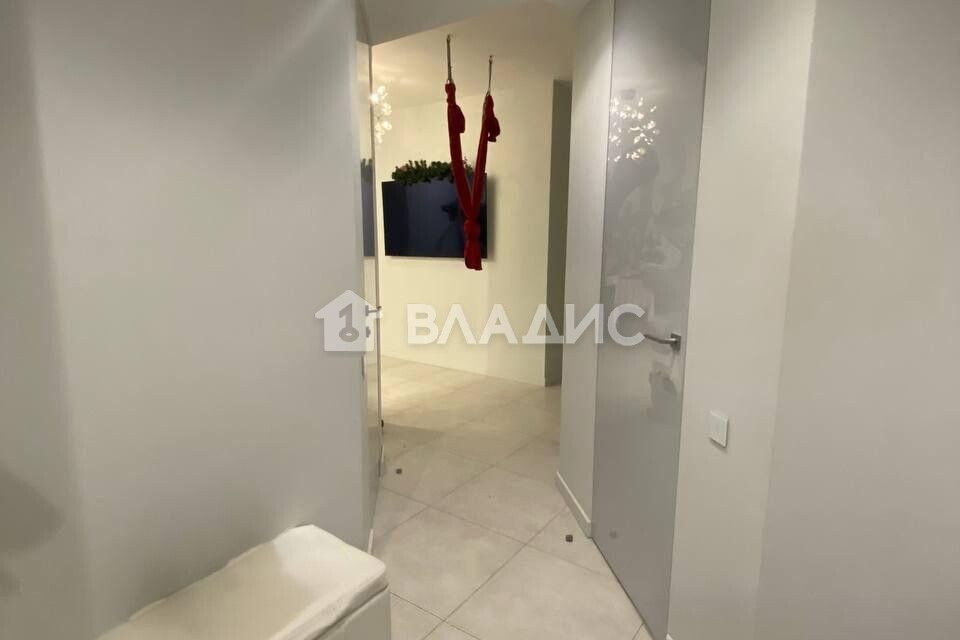 Продаётся 4-комнатная квартира, 67.5 м²