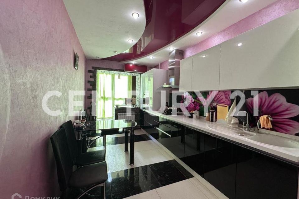 Продаётся 2-комнатная квартира, 64 м²