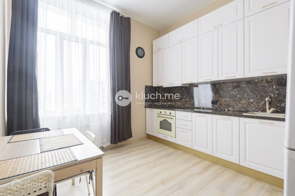 Продаётся 2-комнатная квартира, 61 м²