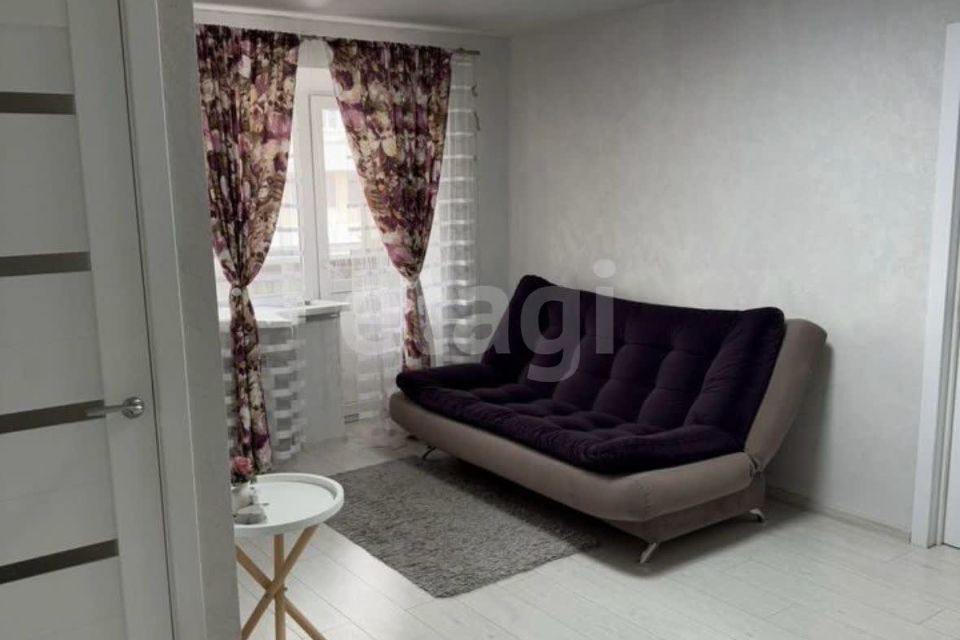 Продаётся 2-комнатная квартира, 42.8 м²