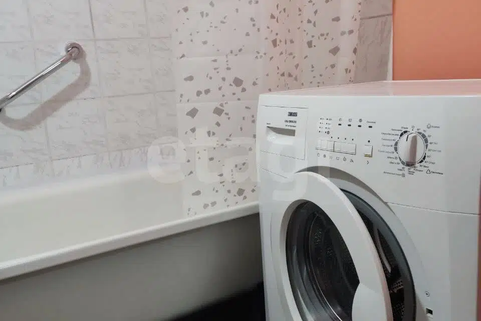 Продаётся 1-комнатная квартира, 35.6 м²