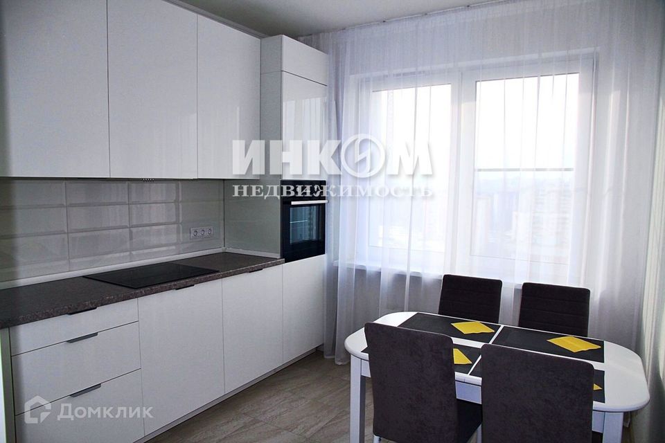 Продаётся 1-комнатная квартира, 43.4 м²