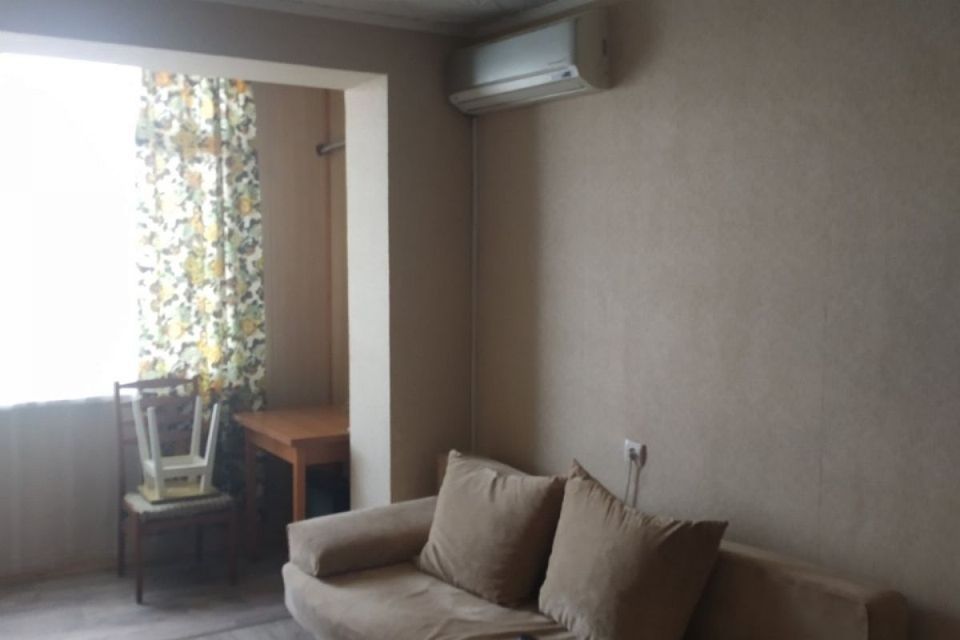 Продаётся 1-комнатная квартира, 32 м²