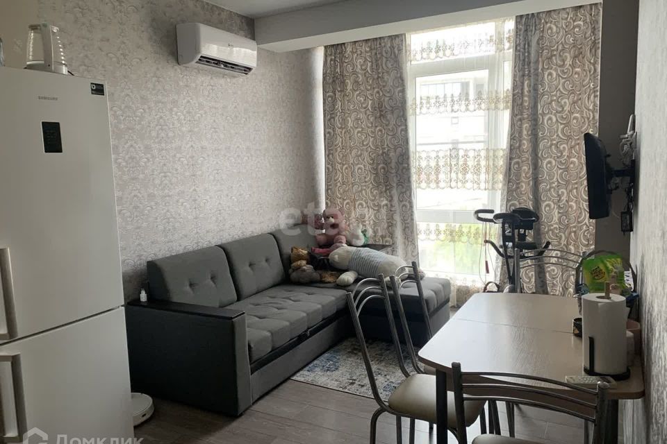 Продаётся 1-комнатная квартира, 38.6 м²