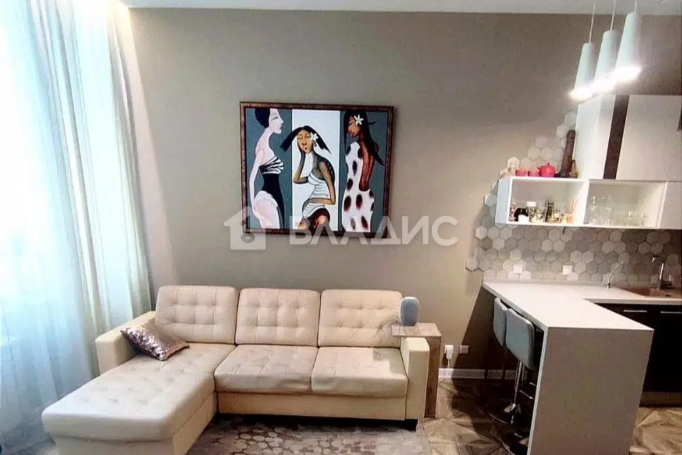 Продаётся 4-комнатная квартира, 118 м²