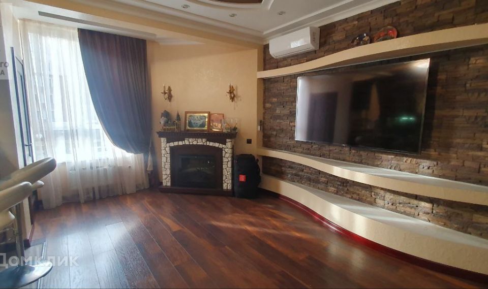 Продаётся 3-комнатная квартира, 69.7 м²