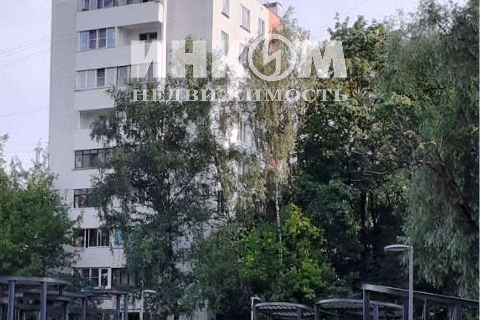 Продаётся 4-комнатная квартира, 63.9 м²