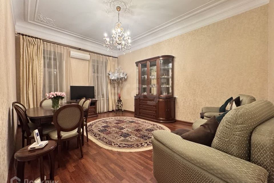 Продаётся 4-комнатная квартира, 94.7 м²